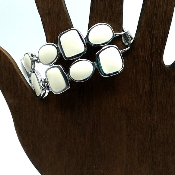 Lia Sophia Enamel Cream Silver-tone Double Layered Link Bracelet - Picture 6 of 9